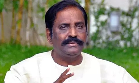 'பழித்தாரும் வாழ்க, என்னைப் பகைத்தாரும் வாழ்க' - வைரமுத்துவின் பதிவு வைரல்