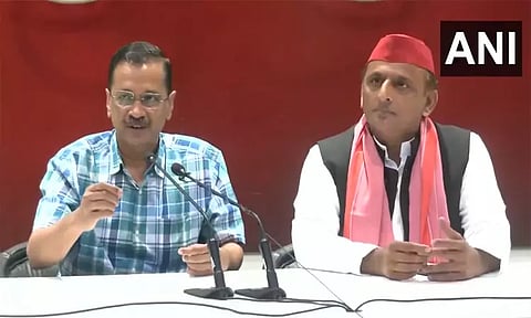 அரவிந்த் கெஜ்ரிவால், அகிலேஷ் யாதவ், உத்தரபிரதேசம்