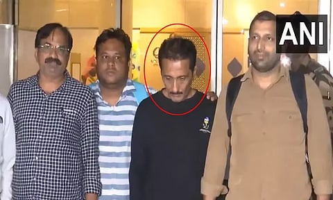 ராட்சத விளம்பர பலகை விழுந்த விவகாரம்: தலைமறைவாக இருந்த தொழிலதிபர் கைது