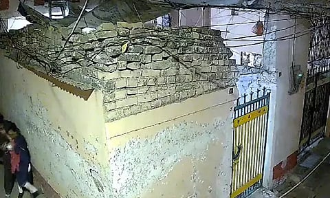 இளம் பெண்ணுக்கு பாலியல் தொல்லை