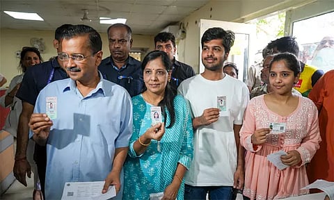 நாடாளுமன்ற 6-வது கட்ட தேர்தல்: வாக்களித்த அரசியல் தலைவர்கள்