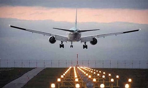 'ரீமால்' புயல் எதிரொலி; கொல்கத்தா விமான நிலையத்தில் 21 மணி நேரத்திற்கு விமான சேவைகள் ரத்து