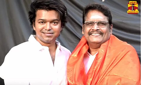 'Hit List' film crew meets actor Vijay - video goes viral