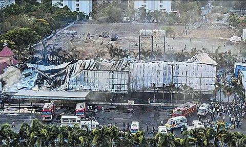 குஜராத்தில் தீ விபத்து