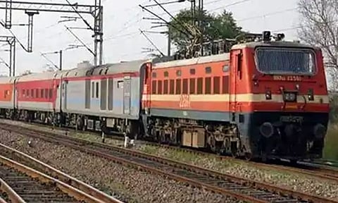 திருச்சியில் இருந்து சென்னைக்கு சிறப்பு மெமு ரெயில் இன்று இரவு இயக்கம்