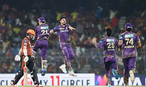 ஐ.பி.எல். இறுதிப்போட்டி: கொல்கத்தா அபார பந்துவீச்சு - ஐதராபாத் 113 ரன்களுக்கு ஆல் அவுட்