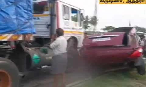 தமிழகத்தை சேர்ந்த 4 பேர் ஆந்திராவில் பலி