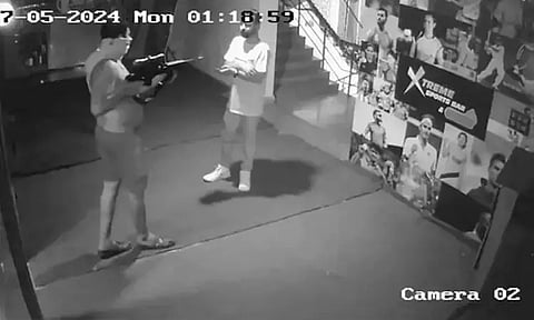 ஜார்க்கண்ட் பாரில் நள்ளிரவில் தகராறு; ஒருவர் சுட்டு கொலை: வைரலான வீடியோ