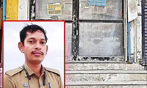 ஏ.டி.எம். கொள்ளையை தடுத்த போலீஸ்காரருக்கு கத்திக்குத்து - தூத்துக்குடியில் பரபரப்பு