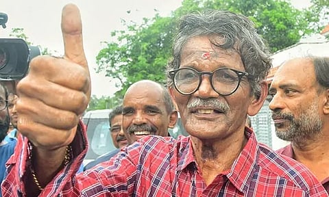 கேரள லாட்டரி குலுக்கல்: ஓய்வுபெற்ற மத்திய ரிசர்வ் படை வீரருக்கு முதல் பரிசு ரூ.12 கோடி