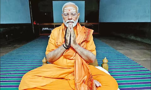 தண்ணீர் மட்டும் பருகும் பிரதமர் மோடி