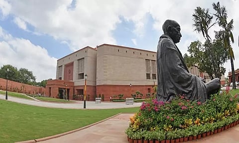 புதிய எம்.பி.க்களை வரவேற்க ஏற்பாடுகள் மும்முரம் - மக்களவை செயலகம் தகவல்