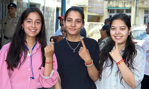 நாடாளுமன்ற இறுதி கட்ட தேர்தல்: 62.36 சதவீத வாக்குகள் பதிவு