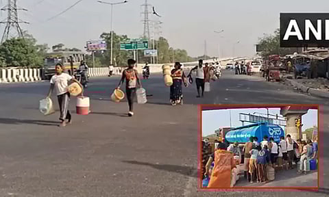 டெல்லியில் கடும் தட்டுப்பாடு; தண்ணீர் தேடி தெருத்தெருவாக அலையும் மக்கள்