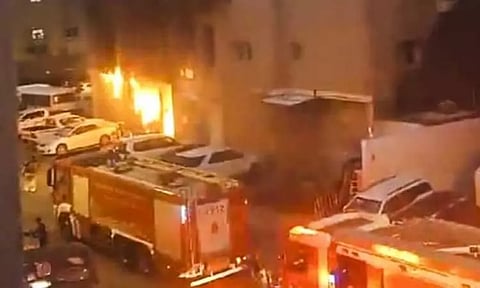 49 பேர் உயிரை காவு வாங்கிய குவைத் தீ விபத்துக்கு மின் கசிவே காரணம்-தீயணைப்புத்துறை தகவல்