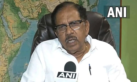 Actor Darshan given royal treatment at the police station