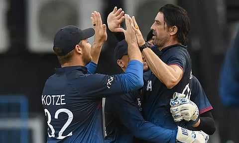 சர்வதேச கிரிக்கெட்டிலிருந்து தென் ஆப்பிரிக்கா மற்றும் நமீபியா அணிகளுக்கு விளையாடிய வீரர் ஓய்வு அறிவிப்பு