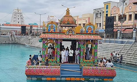 Tiruchanoor Padmavati temple Teppotsavam