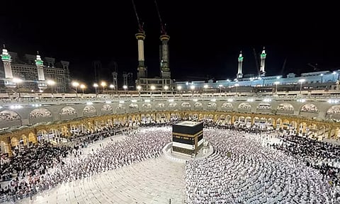 மெக்காவில் வெப்ப தாக்கத்திற்கு ஹஜ் யாத்ரீகர்கள் 19 பேர் பலி