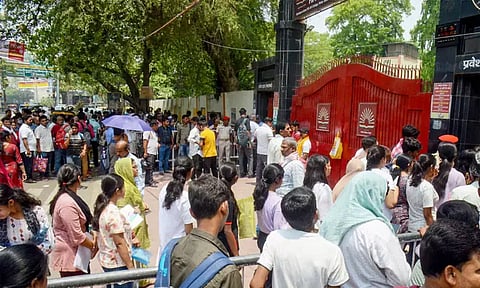 நீட் தேர்வில் 2 விதமான மோசடிகள் நடந்துள்ளன ; மத்திய மந்திரி தர்மேந்திர பிரதான் திடுக் தகவல்