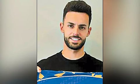 ஐ.எஸ்.எல். கால்பந்து: சென்னை அணியில் பிரேசில் வீரர் ஒப்பந்தம்