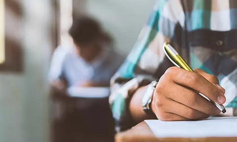 பிளஸ்-1 துணைத்தேர்வு ஹால்டிக்கெட் 25-ம் தேதி வெளியீடு