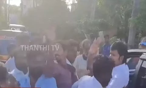 கள்ளக்குறிச்சிக்கு சென்ற சாட்டை துரைமுருகனை தாக்க முயற்சி - வைரல் வீடியோ