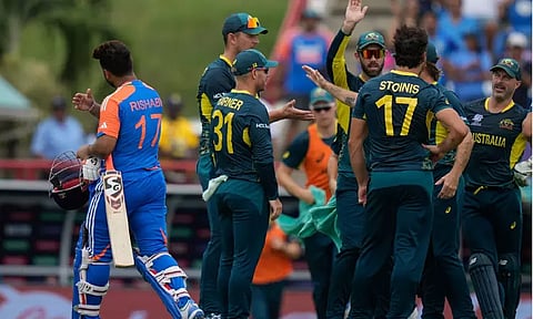 சர்வதேச கிரிக்கெட் போட்டிகளில் இருந்து ஆஸ்திரேலிய அணியின் நட்சத்திர வீரர் ஓய்வு