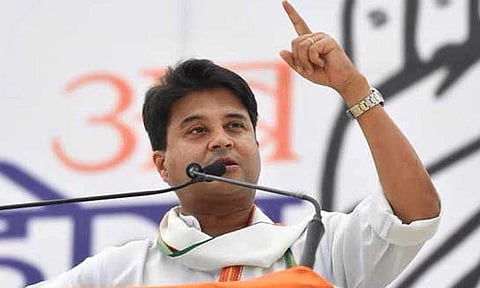 'தேசிய ஜனநாயக கூட்டணிக்கு அரசியலமைப்பு சட்டம் மிகவும் முக்கியமானது' - ஜோதிராதித்ய சிந்தியா