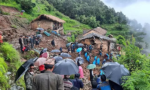 நேபாளத்தில் மழை, வெள்ளம்; 14 பேர் பலி