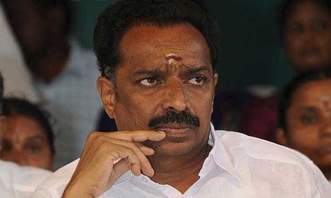 முன்னாள் அமைச்சர் எம்.ஆர்.விஜயபாஸ்கரை பிடிக்க 5 தனிப்படைகள் அமைப்பு