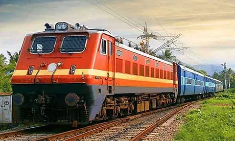 மைசூரு-சென்னை 'காவேரி' எக்ஸ்பிரஸ் ரெயில்கள் 4 நாட்கள் ரத்து