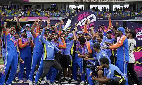 டி20 உலகக்கோப்பை வரலாற்றில் இதுவரை எந்த அணியும் படைத்திராத சாதனையை படைத்த இந்தியா