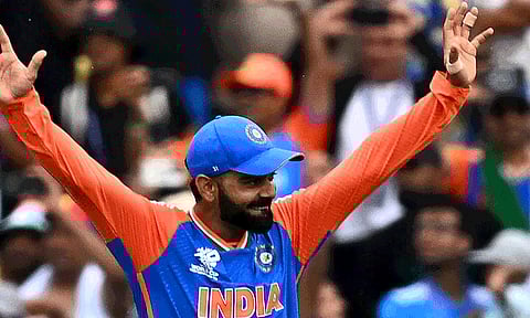 மீண்டும் லண்டன் புறப்பட்ட விராட் கோலி...காரணம் என்ன தெரியுமா..?