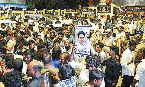 ஆம்ஸ்ட்ராங் உடலை கட்சி அலுவலக வளாகத்தில் அடக்கம் செய்ய அனுமதி கோரி வழக்கு: ஐகோர்ட்டில் இன்று விசாரணை