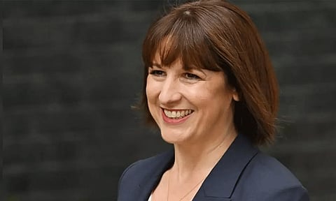 பெண்களின் லட்சியங்களுக்கு எல்லை இருக்கக் கூடாது - பிரிட்டன் நிதி மந்திரி