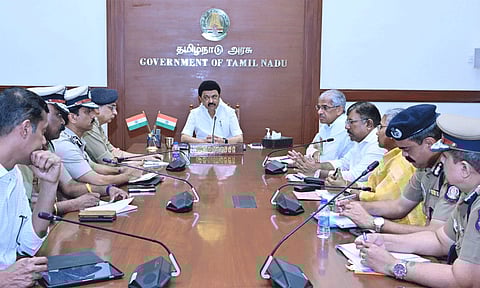 சட்டம் ஒழுங்கு நிலவரம் - உயர் அதிகாரிகளுடன் முதல்-அமைச்சர் மு.க.ஸ்டாலின் ஆலோசனை