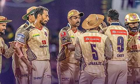 டி.என்.பி.எல்: திருப்பூரை வீழ்த்தி சேப்பாக் அபார வெற்றி