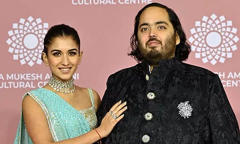 அம்பானி இல்ல திருமண விழாவுக்கு வெடிகுண்டு மிரட்டல்; நபர் கைது