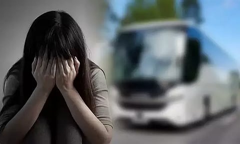 ஓடும் பஸ்சில் கல்லூரி மாணவிக்கு பாலியல் தொல்லை - சென்னையில் பரபரப்பு