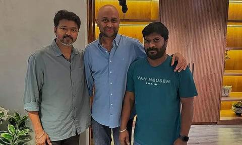 நடிகர் விஜய்யை சந்தித்து வாழ்த்துப் பெற்ற 'மகாராஜா' படக்குழு!