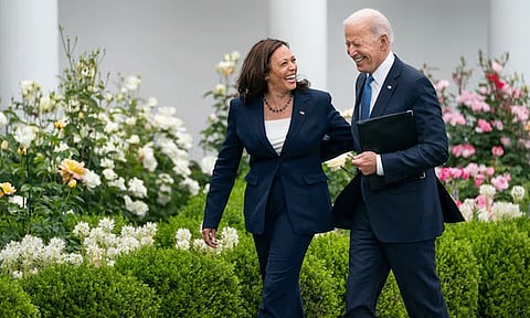 அமெரிக்க தேர்தல்: ஜனநாயக கட்சியின் அதிபர் வேட்பாளராக கமலா ஹாரிஸ் - ஜோ பைடன் ஆதரவு