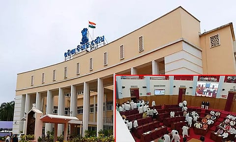 கவர்னர் மகனை கைது செய்யக்கோரி ஒடிசா சட்டசபையில் எதிர்க்கட்சிகள் அமளி