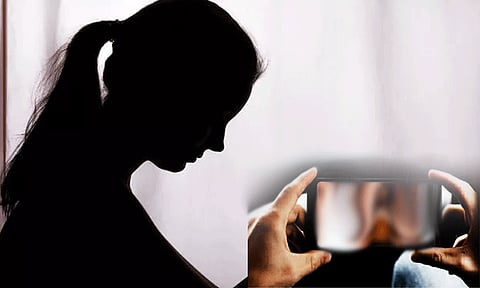 ஆபாச வீடியோவை பார்த்த சிறுமியை மிரட்டி உல்லாசம்... வீடியோ எடுத்து மிரட்டி அடுத்தடுத்து பலாத்காரம்