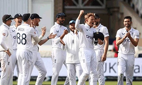 டெஸ்ட் கிரிக்கெட்: எங்களால் ஒரே நாளில் 400 ரன்கள் குவிக்க முடியும் - இங்கிலாந்து வீரர் நம்பிக்கை