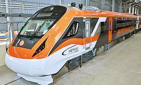 சென்னை - காட்பாடி இடையே 'வந்தே மெட்ரோ' ரெயில் சோதனை ஓட்டம்