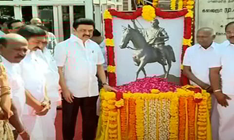 தீரன் சின்னமலை நினைவு தினம்: முதல்-அமைச்சர் மு.க.ஸ்டாலின் மரியாதை