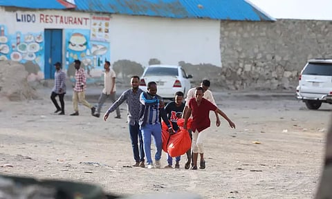 ஓட்டலுக்குள் புகுந்து பயங்கரவாதிகள் தாக்குதல் - 32 பேர் பலி