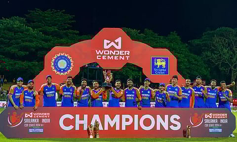 கில், ஸ்ரேயாஸ் ஐயரை விட அவர்கள் பல மடங்கு சிறந்தவர்கள் - பாக். முன்னாள் வீரர் விமர்சனம்