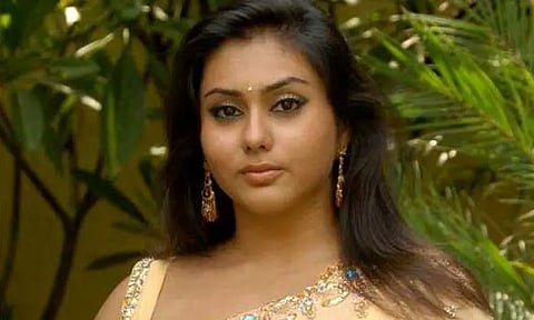 'கவர்ச்சி வேடங்களில் இனி நடிக்க மாட்டேன்' - நடிகை நமீதா